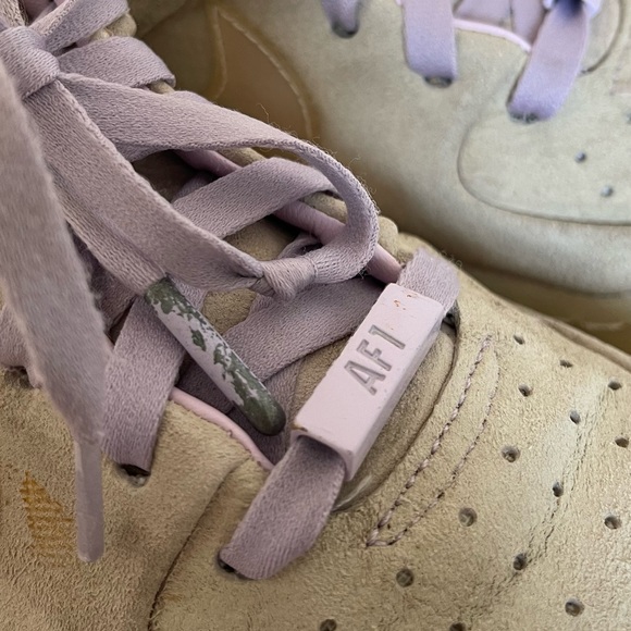 WMNS AIR FORCE 1 SAGE LOW LX 'VIOLET MIST' - Picture 5 of 7